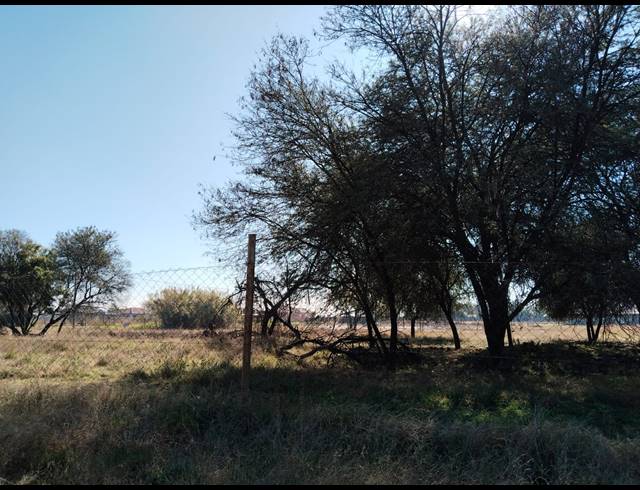1,111M² VACANT LAND FOR SALE IN RIVERSDALE